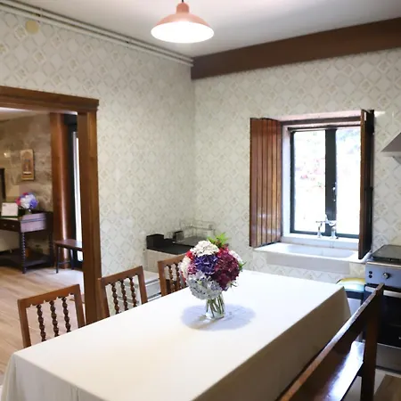 Nyaraló Templo Do Rio *