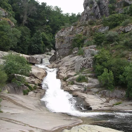 Templo Do Rio Nyaraló Portas