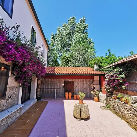 Templo Do Rio Nyaraló Portas